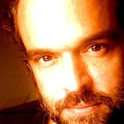 Portrait of Darren Dalton