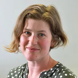 Portrait of Sarah Laing