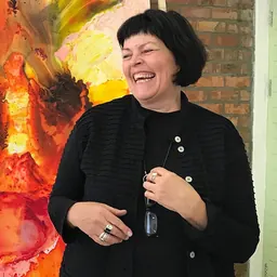 Portrait of Jo Ractliffe