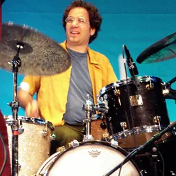 Portrait of Scott Amendola