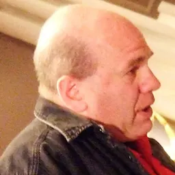 Portrait of David Simon