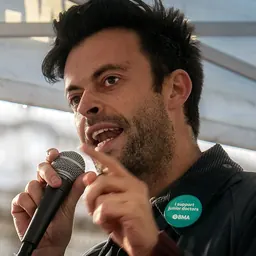 Portrait of Jolyon Rubinstein
