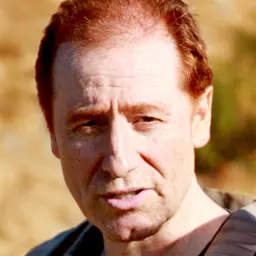 Portrait of Craig Huxley