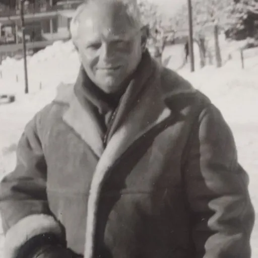 Portrait of Paul Graetz