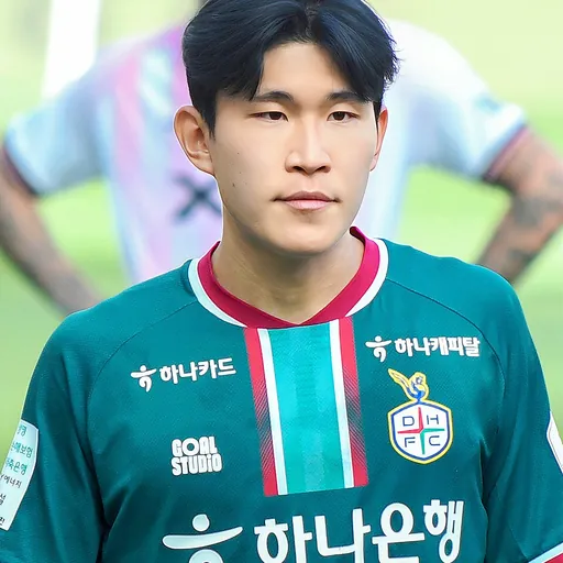 Portrait of Kim Bong-soo