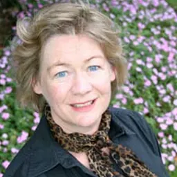 Portrait of Janet Hoek