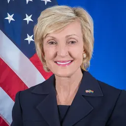 Portrait of Lana Marks